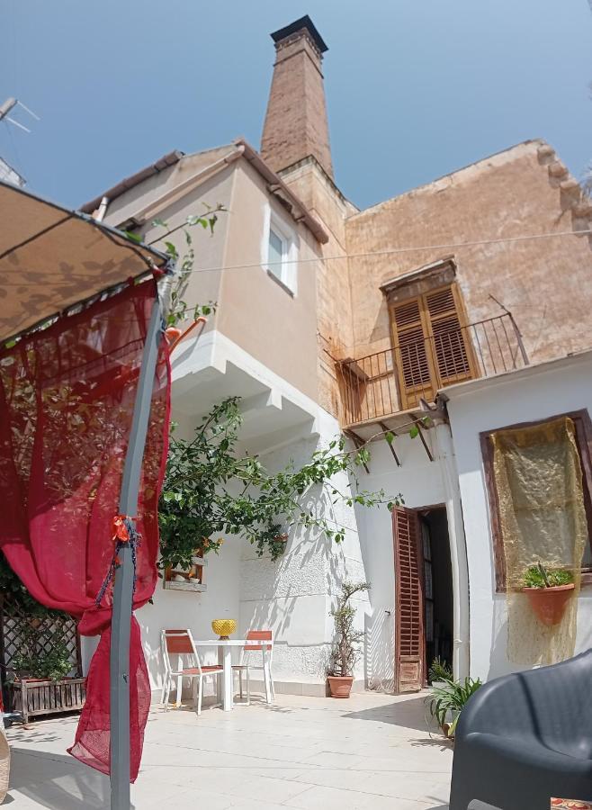 Dietro Il Massimo Palermo Exterior foto
